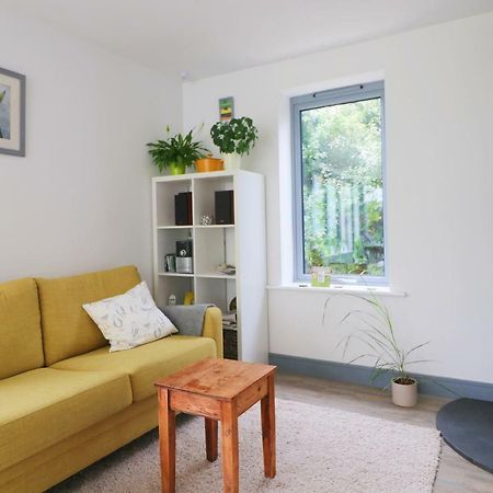 Modern Holiday Home Central St Merryn Extérieur photo