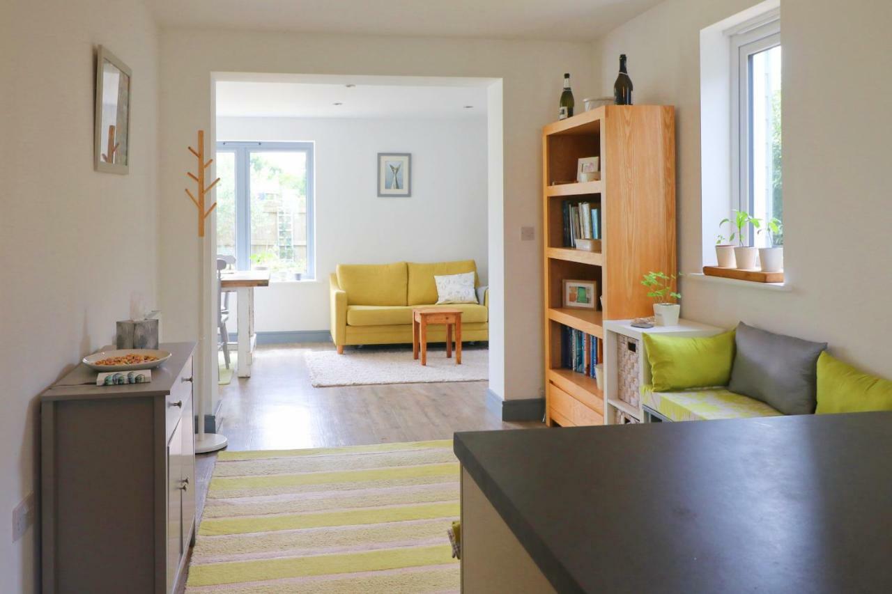Modern Holiday Home Central St Merryn Extérieur photo
