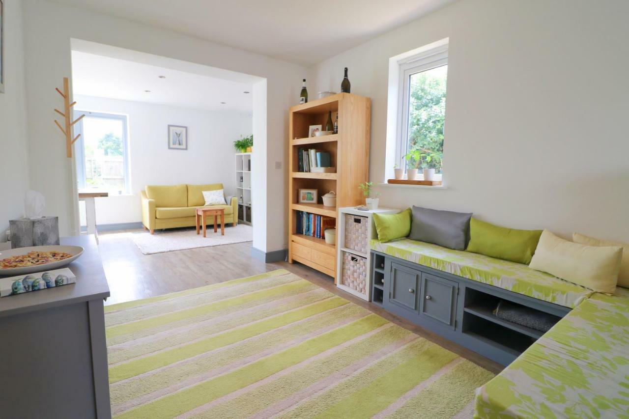 Modern Holiday Home Central St Merryn Extérieur photo