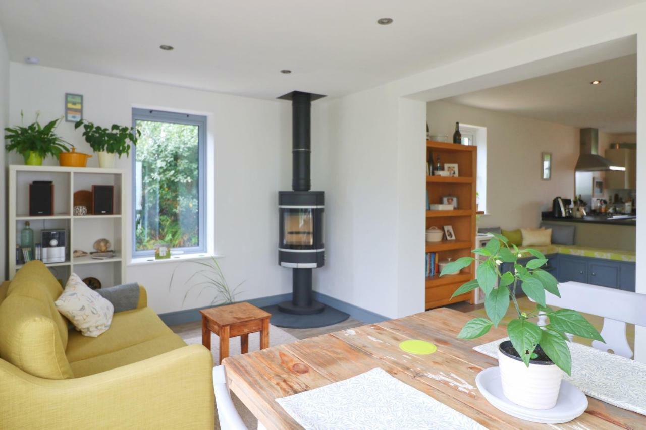 Modern Holiday Home Central St Merryn Extérieur photo