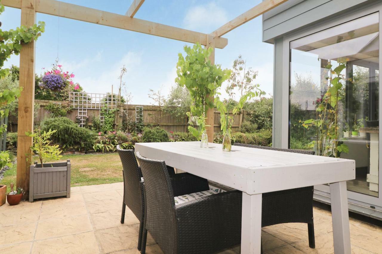Modern Holiday Home Central St Merryn Extérieur photo